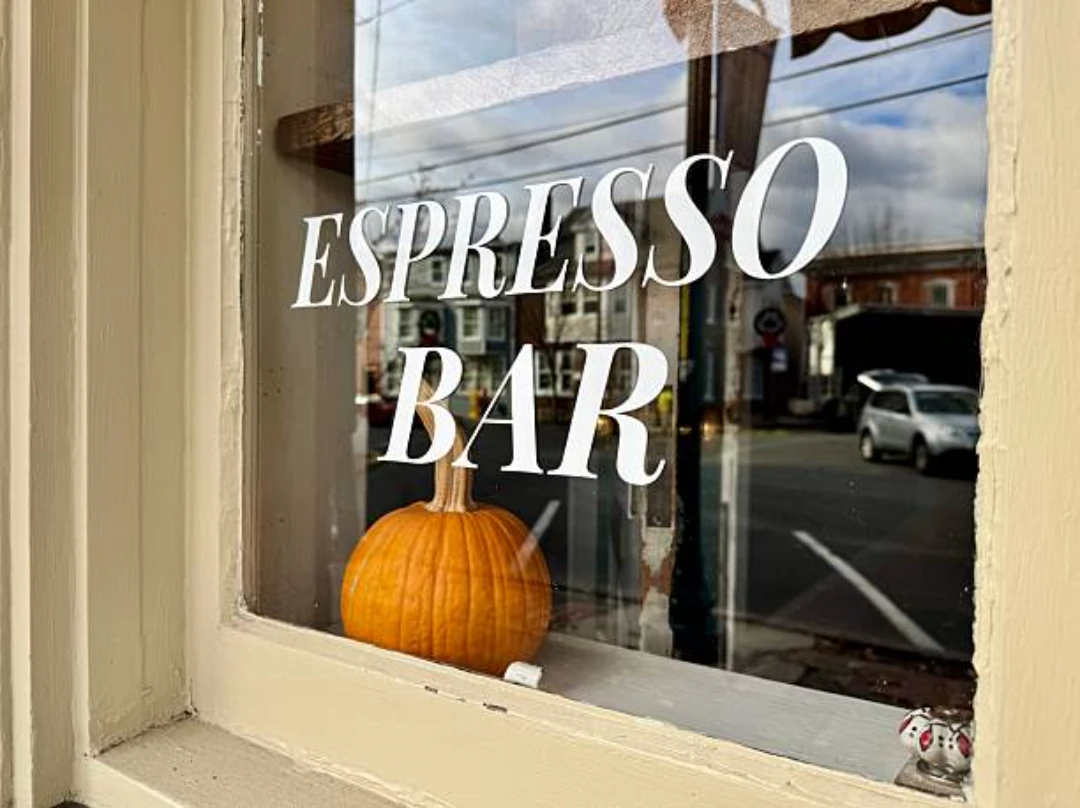 Clear-Labels-&-Decals