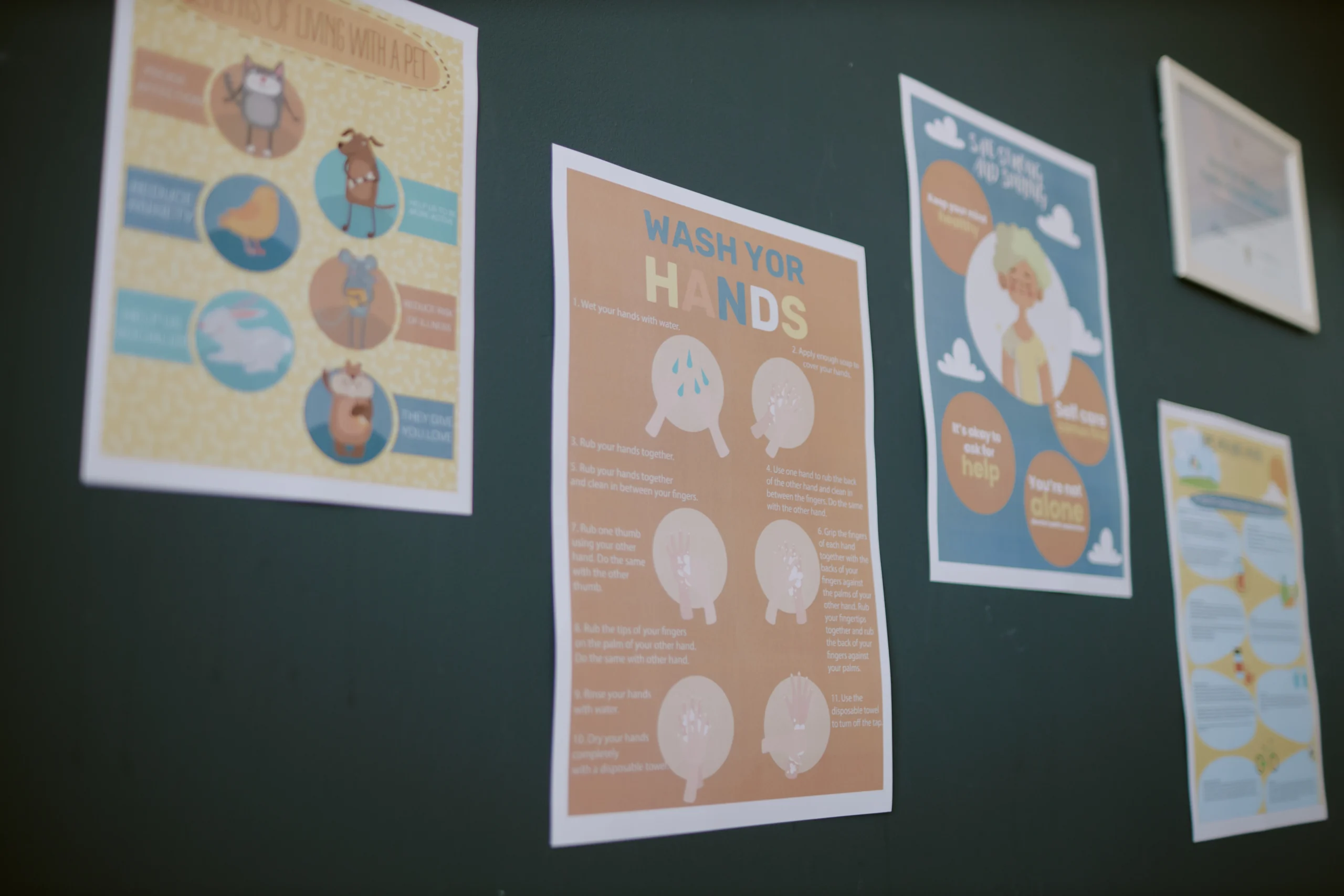 Unmissable Banners & Posters